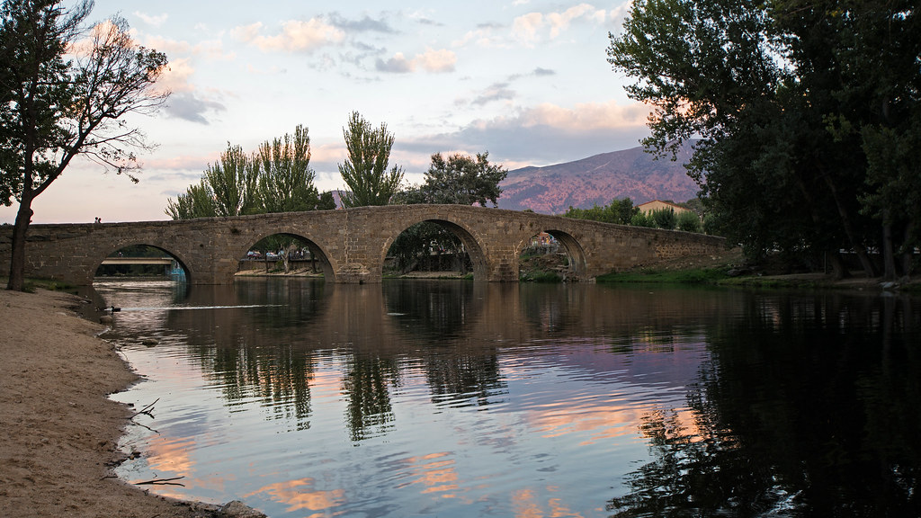 Puente Rom�nico de Navaluenga